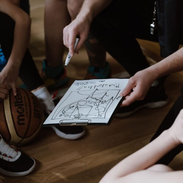 The Digital Hustle Bundle | AI Prompt Library + Playbook